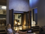 Spinning a tune Kevin Syms Photography for Hotels and Resorts